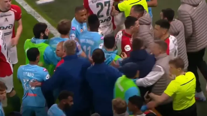 Тренер «Зенита» Семак: судейские решения привели к сумбуру в матче с «Локомотивом»