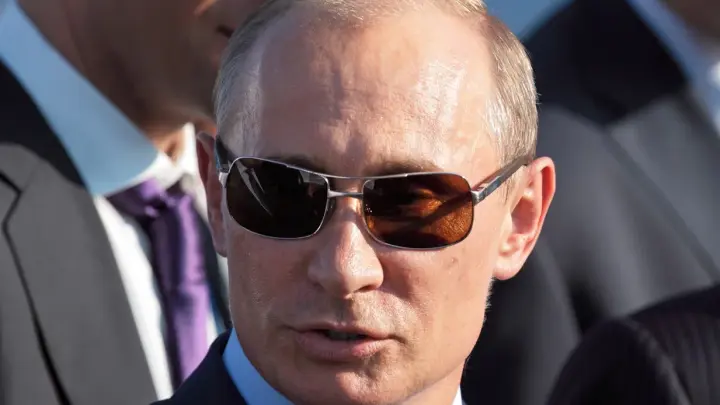 «Пахать как раб на галерах»: 10 самых известных выражений Путина ко дню рождения