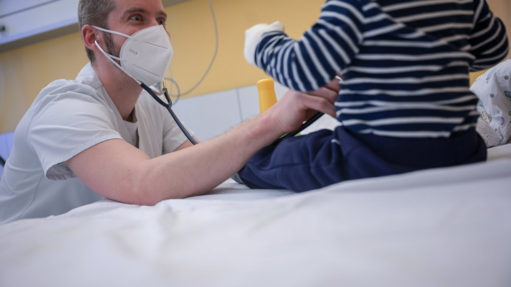 Ребёнок в Новосибирске заболел одновременно гриппом и ковидом