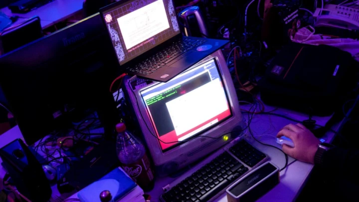 В США серьёзная утечка: Хакер добыл переписки десятков американских чиновников