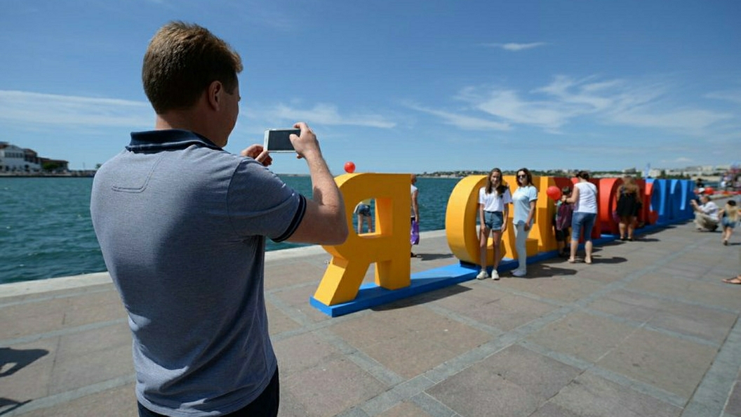 Температура воды в Крыму упала до девяти градусов Температура воды в Крыму упала до девяти градусов