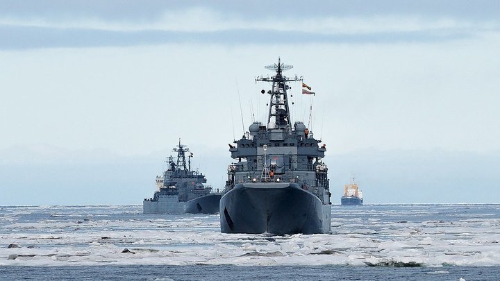 Опять селёдка напукала...: Паника британских ВМС вокруг российских кораблей получила объяснение