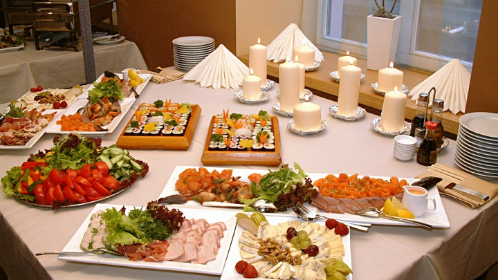 Доктор Мясников раскрыл секрет селёдки и назвал продукты, которые уничтожают наш организм