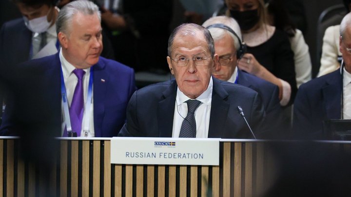 Прямо на наших границах: Лавров выдвинул серьёзное обвинение НАТО