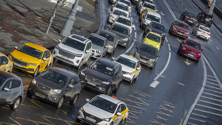 Одна из самых опасных категорий водителей попадёт под пристальное внимание ГИБДД