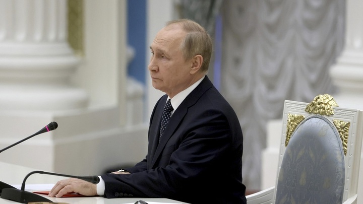 Проекты мирного соглашения с Украиной не передавались Путину. В Кремле ответили категорично