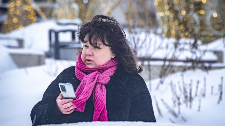 Выбросить смартфон? Незаконно! Что делать со старой техникой