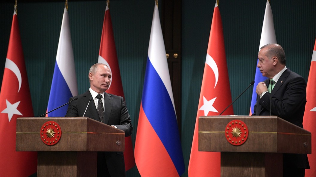 Merhaba, asker! Путин поприветствовал почетный караул, как это делал Ататюрк Merhaba, asker! Путин поприветствовал почетный караул, как это делал Ататюрк