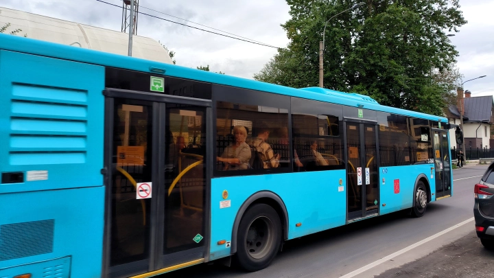 До 26 сентября в Архангельске изменят маршруты четырех автобусов