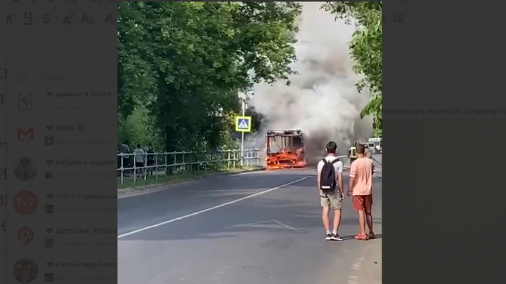 В Подмосковье из-за жары массово горят автобусы