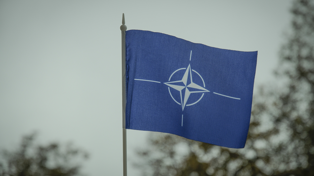 Генсек НАТО выдает военную агрессию в Сирии за сигналы Москве и Тегерану Генсек НАТО выдает военную агрессию в Сирии за сигналы Москве и Тегерану