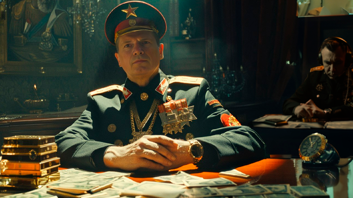 Очередного генерала брали жёстко, нашли сотни миллионов: Отвечавший за гостайну расскажет о турне Иванова в Сен-Тропе