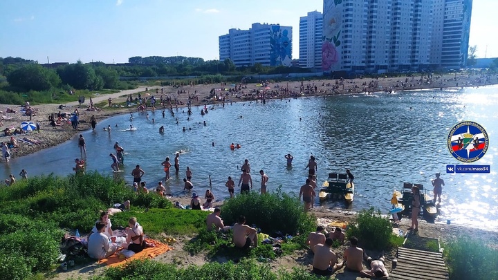 11-летняя девочка чуть не утонула в карьере в Новосибирске