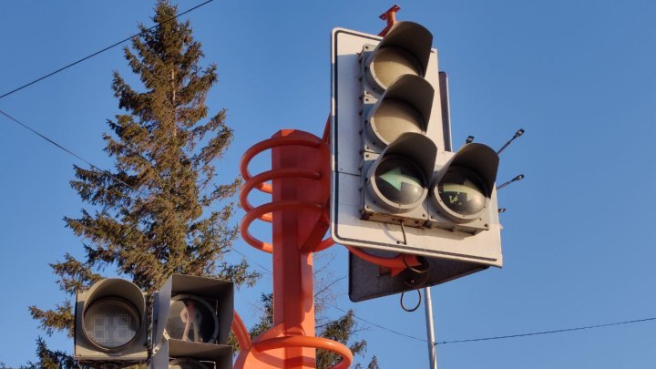 В Кемерове отключат светофоры на Октябрьском проспекте