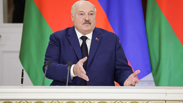 Лукашенко объяснил, почему он предпочитает передвигаться на вертолёте