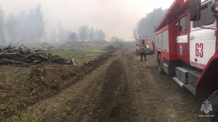 В Свердловской области пожарные погасили 20 природных пожаров