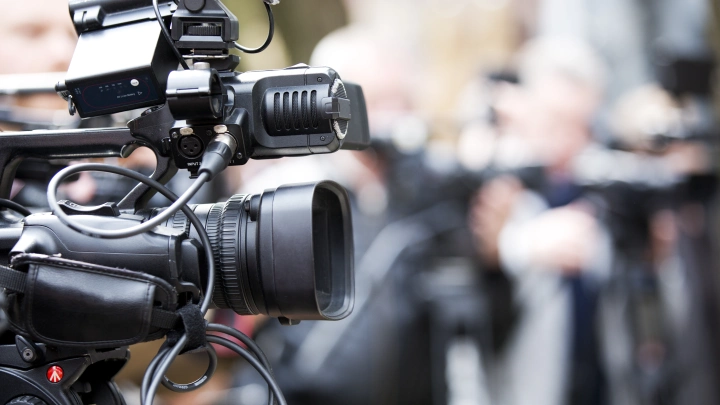 Мечты о миллионах, женщинах и страх контроля: чем живут начинающие кинематографисты в 2025 году