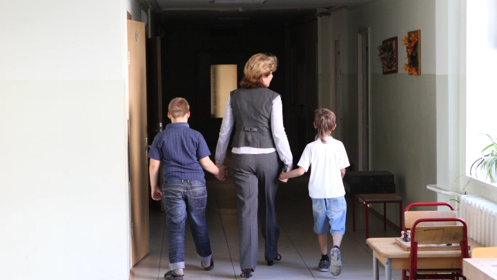 Почему у детей с аутизмом нарушена речь: дело в левом полушарии