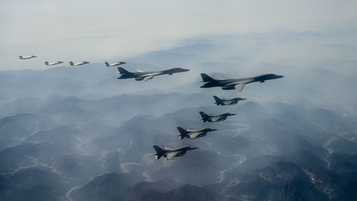 США откажутся от бомбардировщиков B-1B: уязвимы перед русскими ПВО