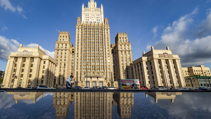 Моральное дно пробито: МИД России о сравнении азовцев* с защитниками Брестской крепости