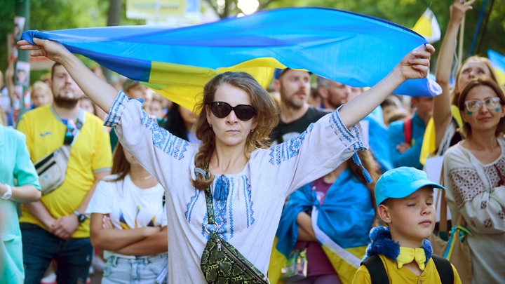 Le Monde: украинские беженцы могут испортить отношения Запада с Киевом