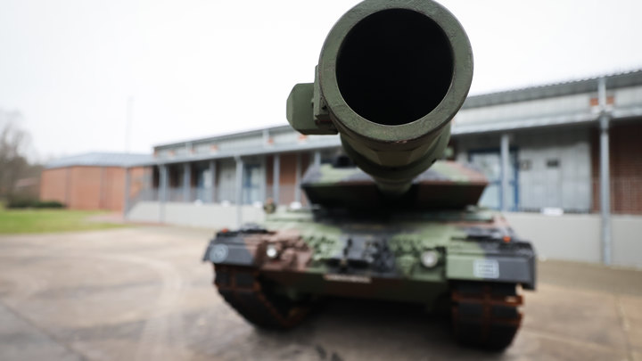 Под Запорожьем уничтожены западные танки — военкор