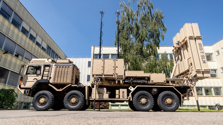 Немецкий IRIS-T уничтожен одним ударом. Военкор схватился за голову: 17 млн евро!