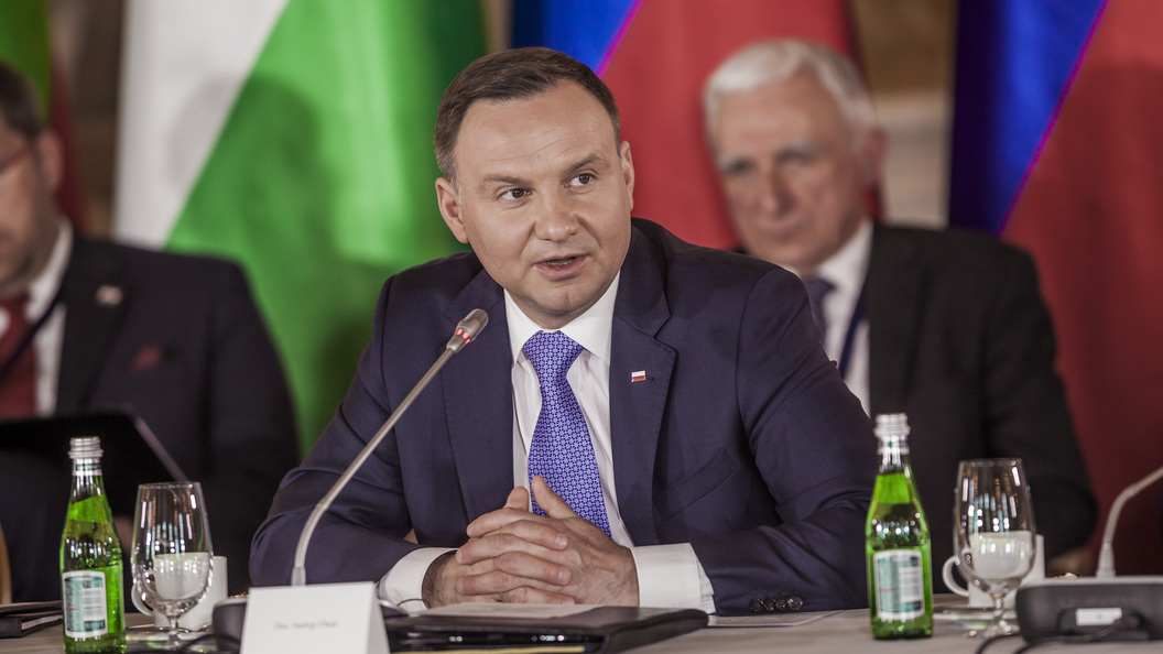 Президент Польши предложил провести НАТО и ЕС день открытых дверей для Украины Президент Польши предложил провести НАТО и ЕС день открытых дверей для Украины