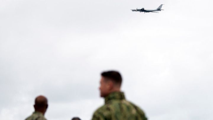 В небе Франции столкнулись два истребителя Rafale