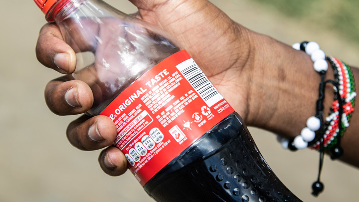 Ребрендинг Coca-Cola в России отменяется: Раскрыта тайна Funky Monkey