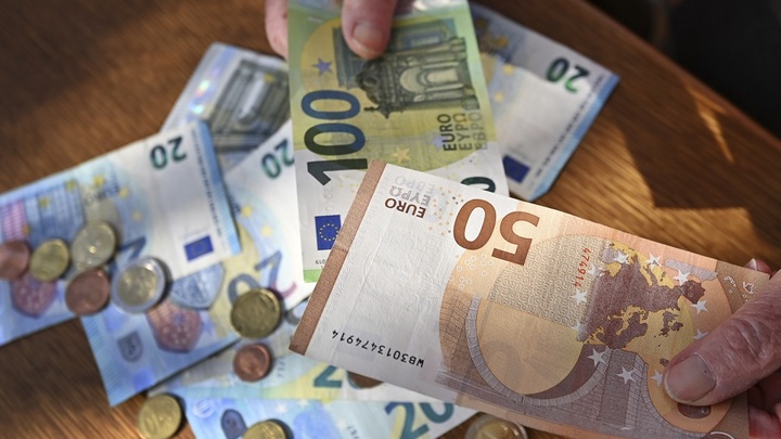 Еврокомиссия пообещала выделить Украине миллионы евро