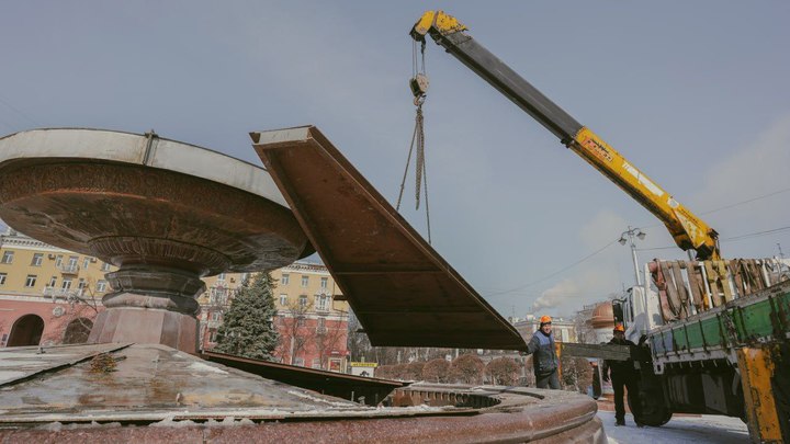 В Кемерове началась расконсервация фонтанов