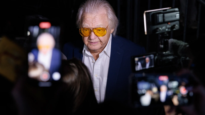 Набросился с кулаками: Юрий Антонов жёстко поскандалил с группой Иванушки International. Детали раскрыл Кушанашвили