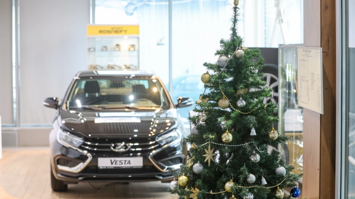 Новые штрафы, замена прав и рост цен: что ждет русских водителей с 1 декабря