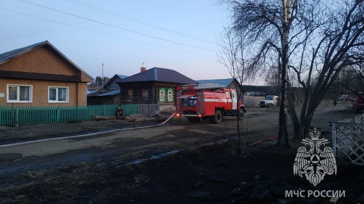 На пожар в свердловском селе отреагировал губернатор
