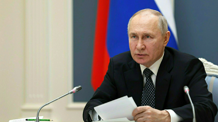 Воспитанием школьников могут заняться ветераны - поручение Путина