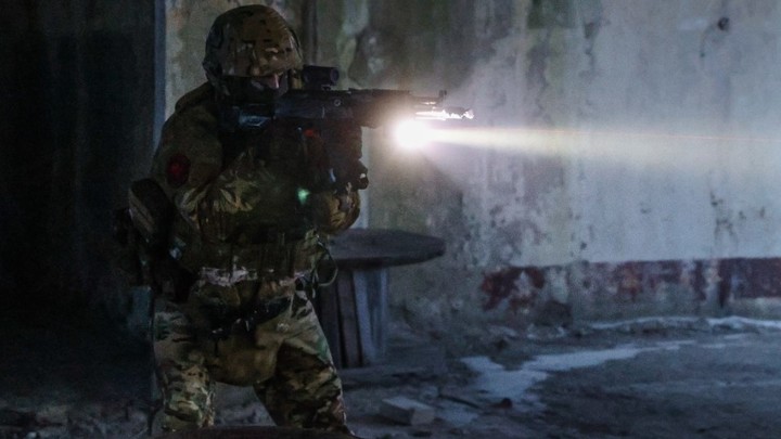 Взятие Невельского: Небратья подло бросили своих раненых