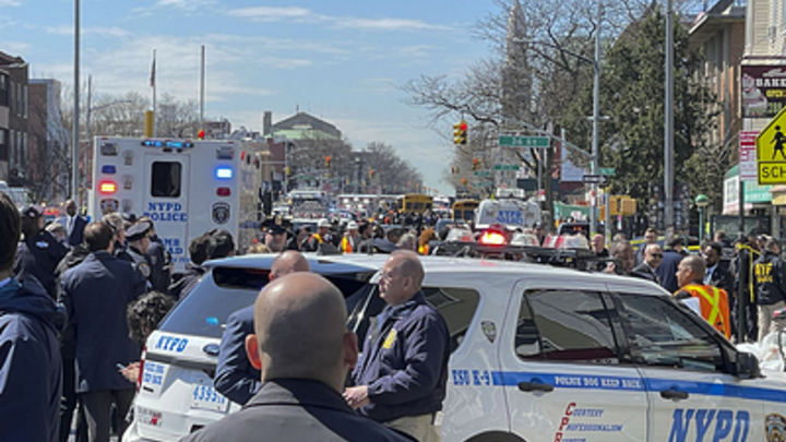 Мигранты переполнили чашу терпения: Ирландцы силой выгоняли наглецов с улиц