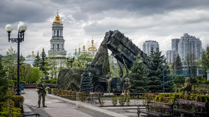 В Киеве прогремели взрывы на фоне воздушной тревоги