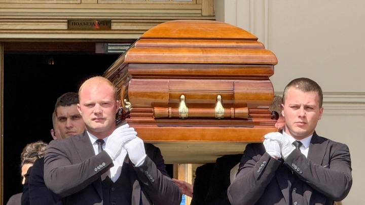 В Церкви объяснили, можно ли опаздывать на похороны