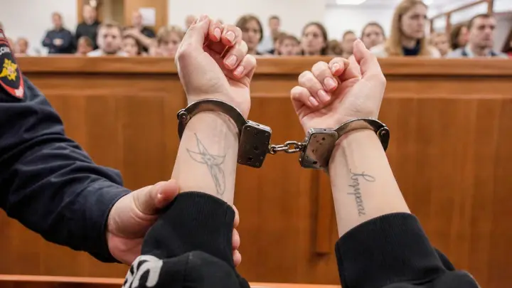 Адвокат обманула родителей погибшего участника СВО: она переписала на себя машину