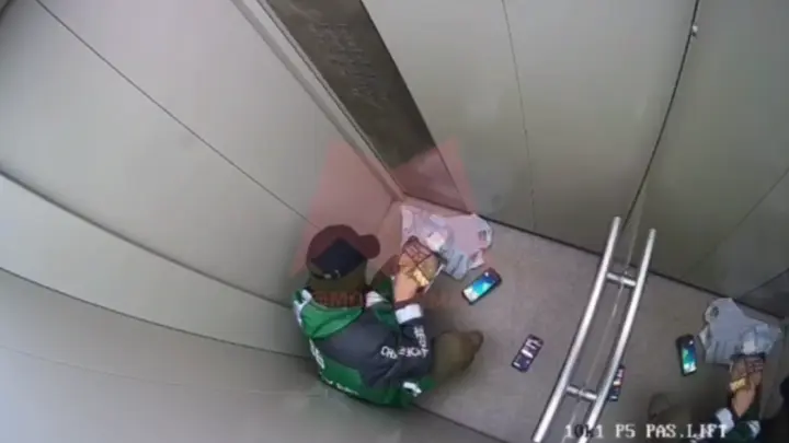 Добавил в заказ частичку себя: курьер-иностранец поковырял в носу и в торте