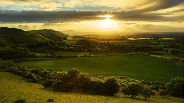 Есть маленький шанс: Стало известно, какой будет погода на майские праздники в Москве