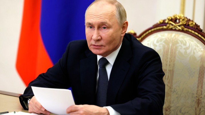 Как можно задать вопрос на прямую линию Владимира Путина в 2024 году