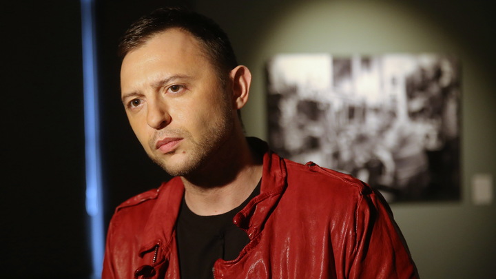 Виновато пьяное быдло: Директор группы Звери объяснил инцидент с Романом Билыком в баре