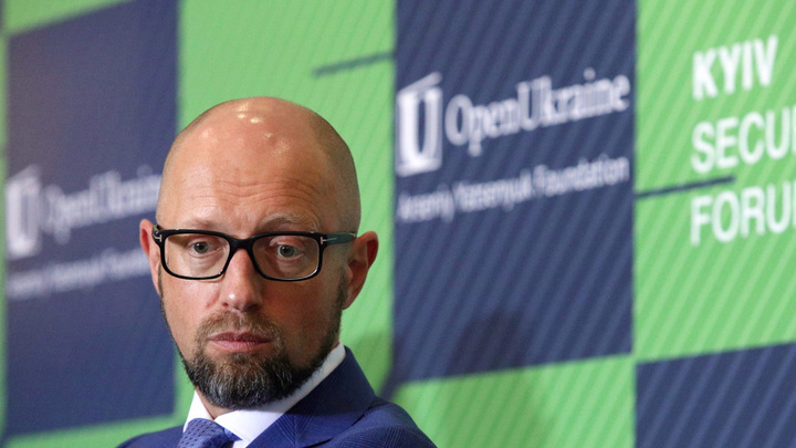 «Злоупотребление властью»: Против экс-премьера Украины Яценюка открыли уголовное дело