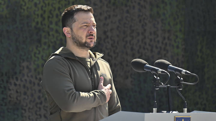 Зеленский и его команда находятся в критическом положении — эксперт