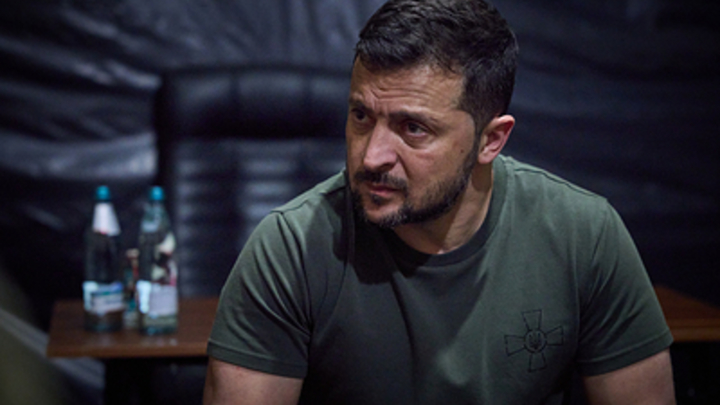 Майдан пошёл против Зеленского. Инсайдеры назвали сроки конца