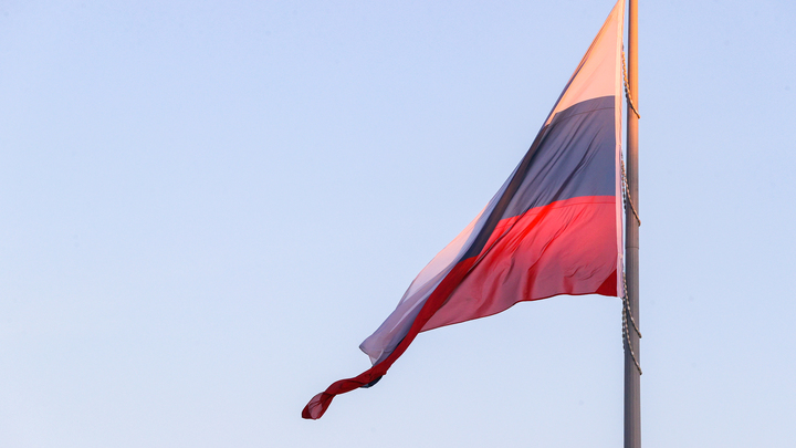 Богема наносит ответный удар по России. В бой рванул муж певицы Манижи