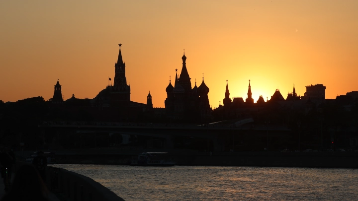 Крестопад и унижение. Россия решила угодить шейхам в ущерб себе?